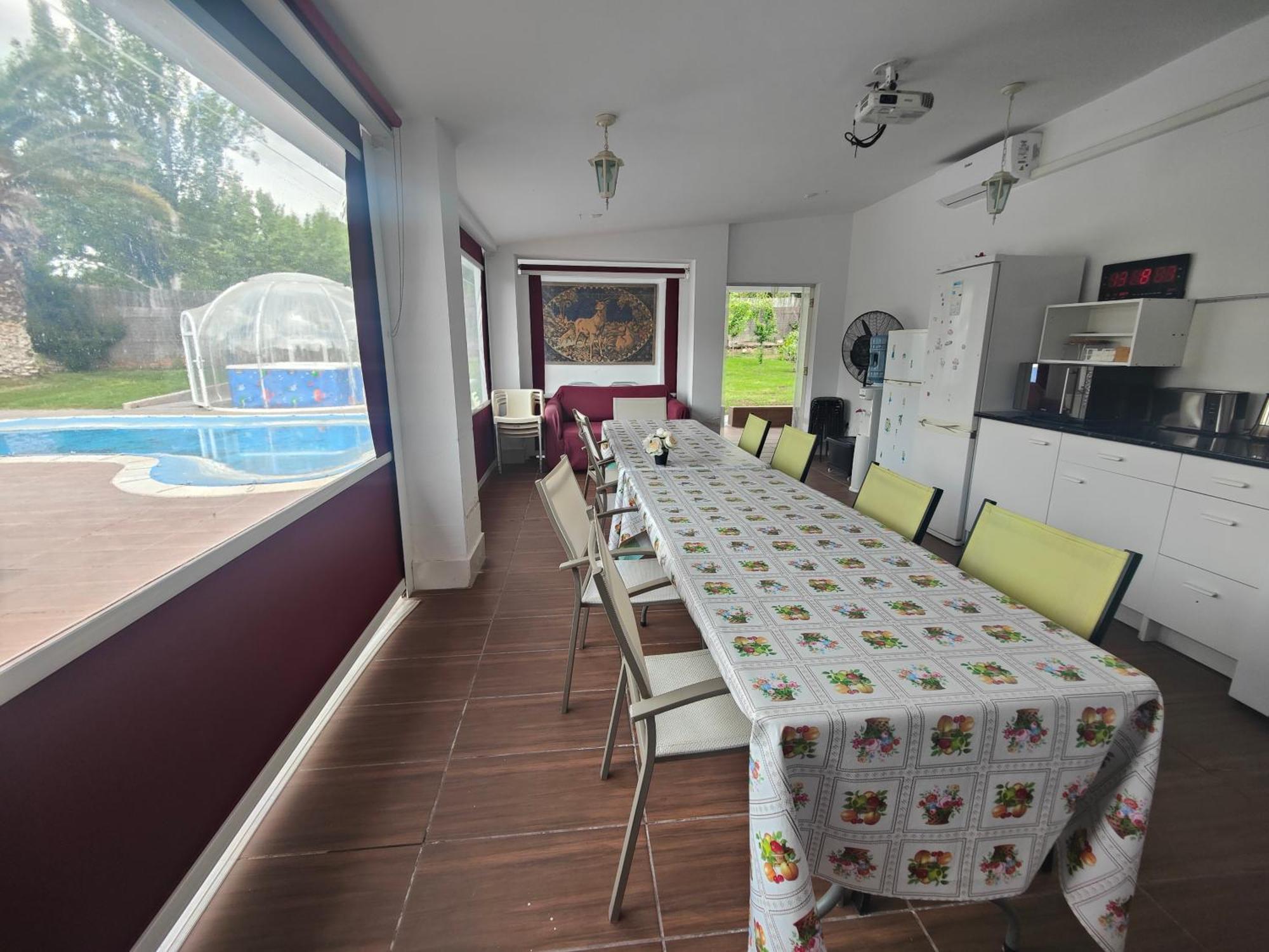 Chalet Con Piscina Y Jacuzzi En Madrid Alquila Habitaciones Algete Bagian luar foto