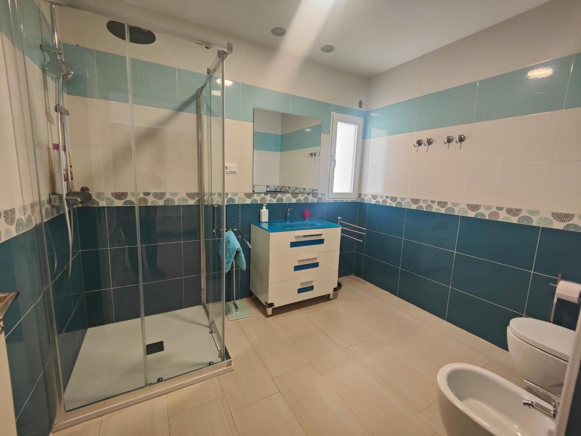 Chalet Con Piscina Y Jacuzzi En Madrid Alquila Habitaciones Algete Bagian luar foto