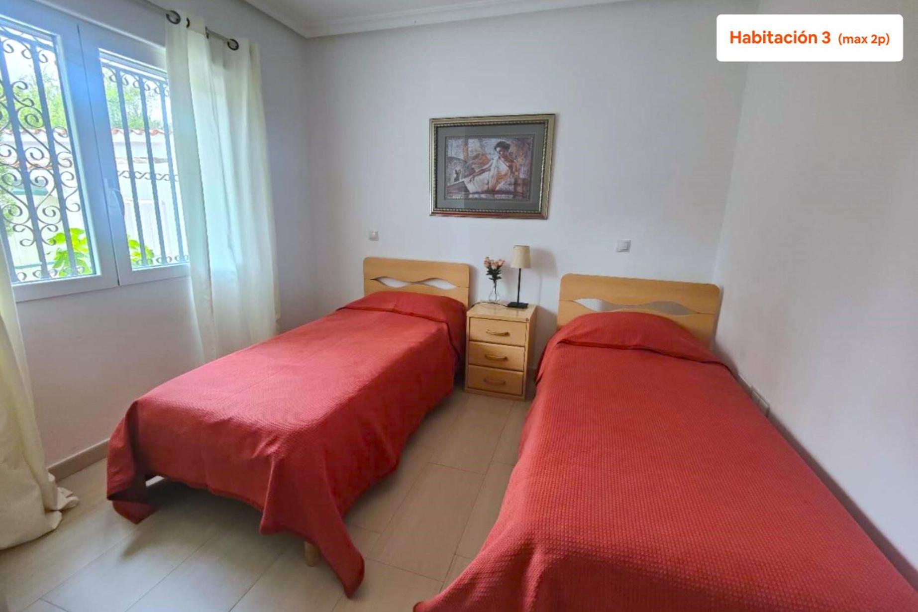 Chalet Con Piscina Y Jacuzzi En Madrid Alquila Habitaciones Algete Bagian luar foto
