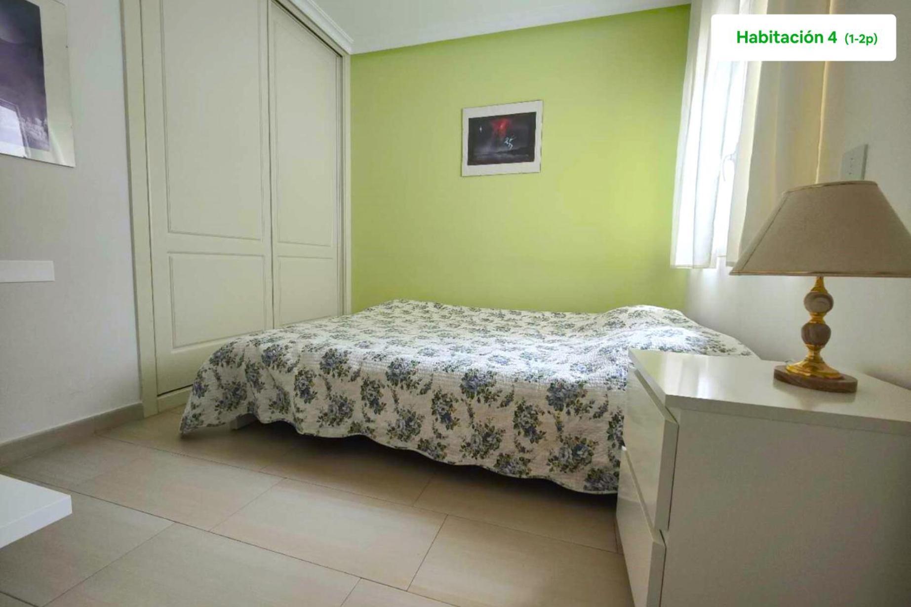 Chalet Con Piscina Y Jacuzzi En Madrid Alquila Habitaciones Algete Bagian luar foto